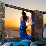 Tharroe Of Mykonos Boutique