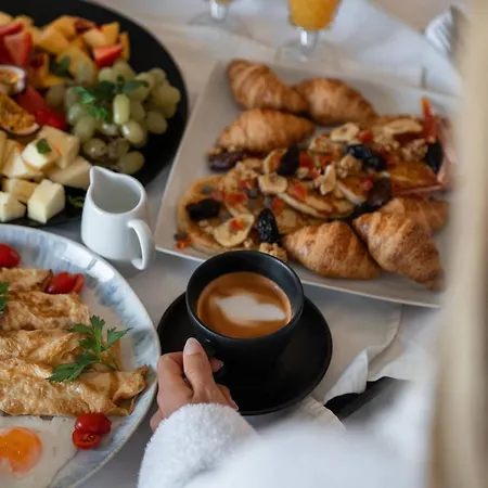 タロエ オブ ミコノス ブティック ホテル