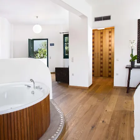 Tharroe Of Mykonos Boutique Отель Mykonos Town