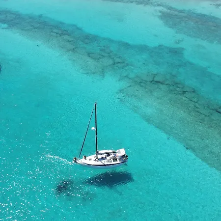 Tharroe Of Mykonos Boutique מלון