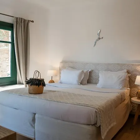 Tharroe Of Mykonos Boutique מלון