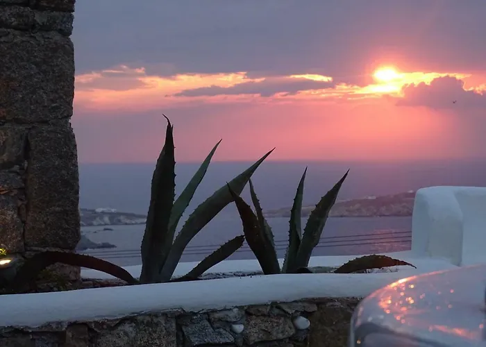 Tharroe Of Mykonos Boutique